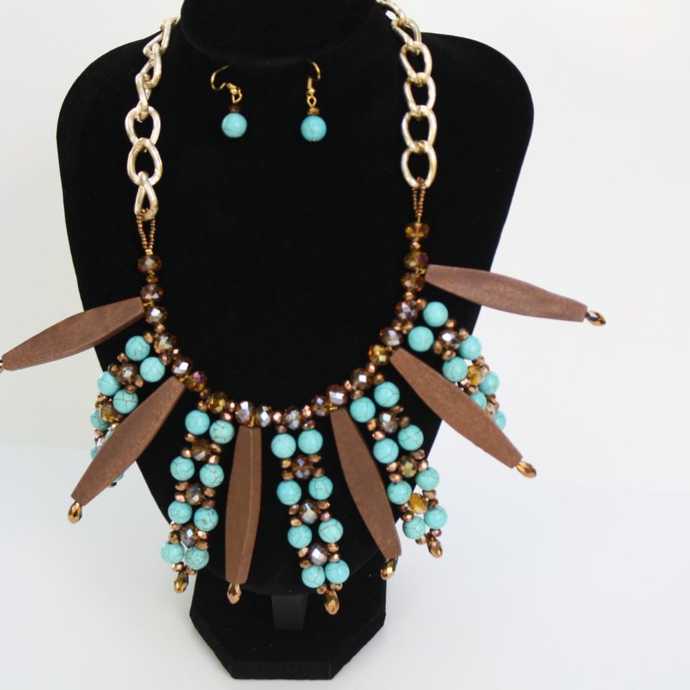 AFRICAN INSPO-BOHO CHIC-STATEMENT NECKLACE